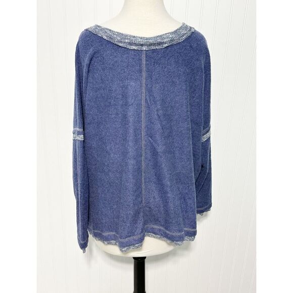 White Birch Women's‎ Brushed Oversize V Neck Long Sleeve T-Shirt Blue Size Small - Picture 7 of 11